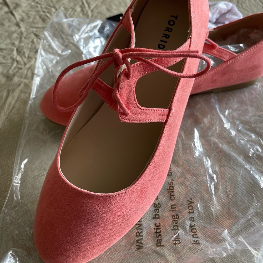 Ballet flat style coral shoes from Torrid